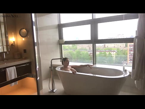 ❤️ Tremenda pupa che si masturba appassionatamente la figa in bagno ❤ Video di sesso di qualitàal it.onlyhdporn.ru ❤️